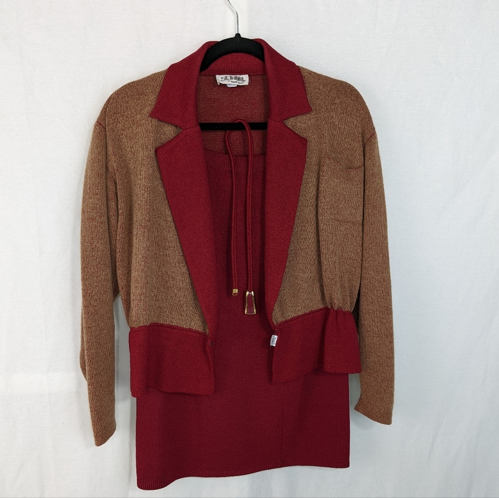 St John by Marie Gray Women's Brown and Maroon Set